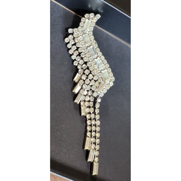 Vintage Rhinestone Dangling Baguette Clip On Earrings Long Ear Climbers Clear 4" - Picture 7 of 12